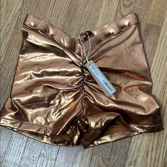NWT Skims Metallic Swim V-Waist Short - Picture 2 of 4